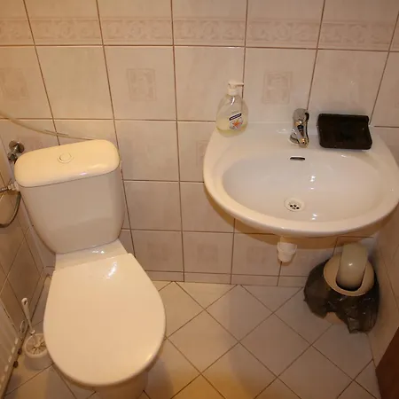 Valovi Bed and Breakfast *